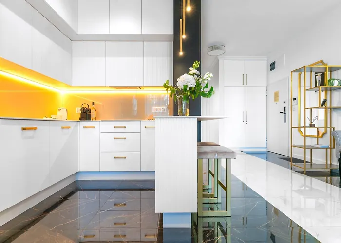 Versace Jana Pawla Breslavia