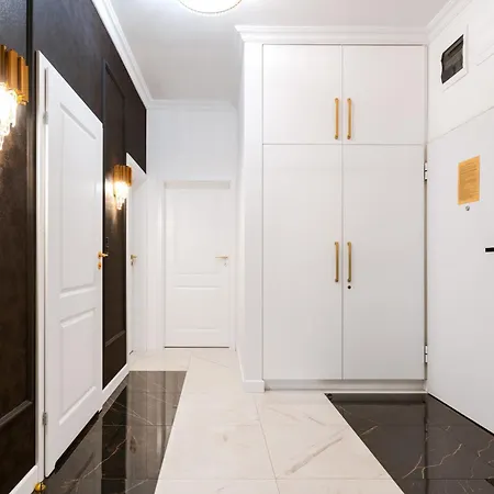 Versace Jana Pawla * Wrocław