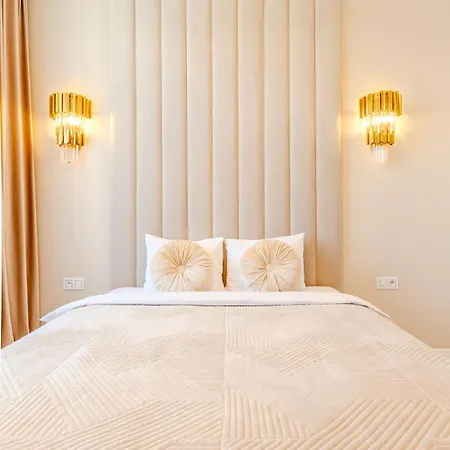 Versace Jana Pawla Apartment Wroclaw